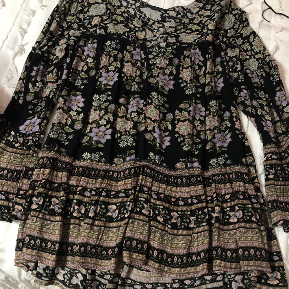American Eagle top